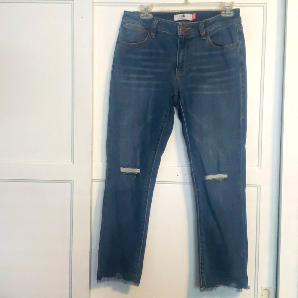 Cabi cropped high straight capri jeans size 4